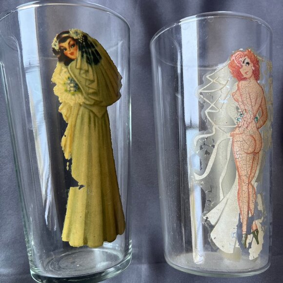 Vtg Pin Up Girl Peek A Boo Drinking Glasses Set of 4 Risque Novelty Collectible - Picture 3 of 11